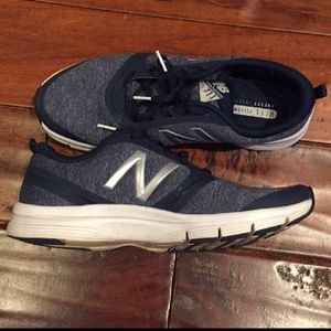 New Balance 711